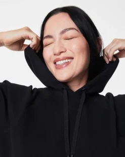 AirEssentials Long Hoodie In Black