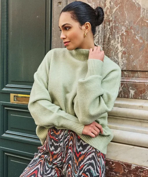 Boxy Turtleneck Sweater In Jade