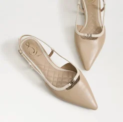 Cohen Flat In Tan/White
