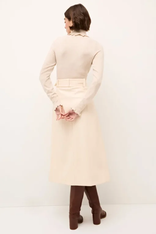 Corgan Turtleneck Sweater In Cream