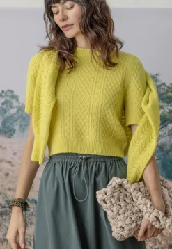 Cropped Cable Sweater In Lemongrass