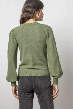 Full Sleeve V-Neck Sweater In Wintergreen