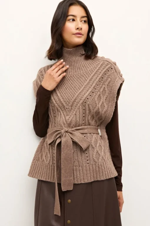 Hampton Knit Popover In Mocha