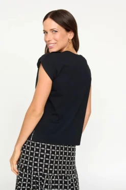 Hinojales T-shirt In Black