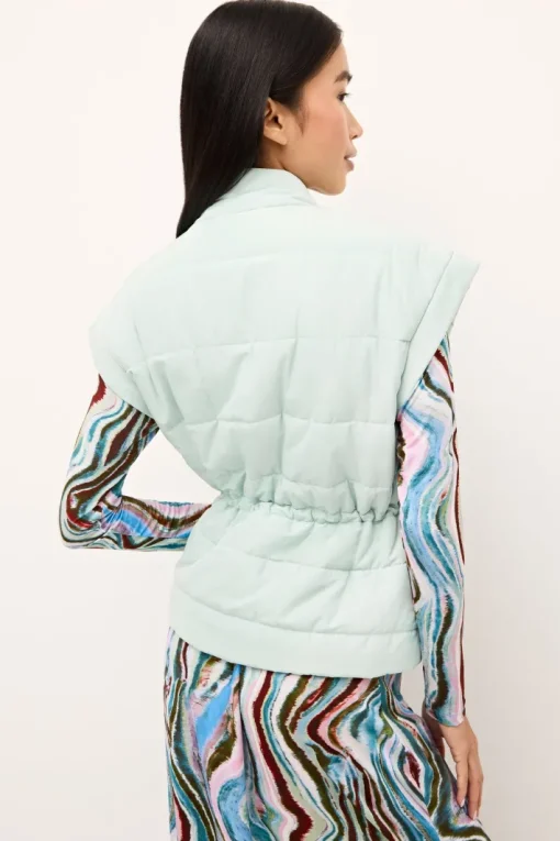 Lyndon Vest In Cornflower