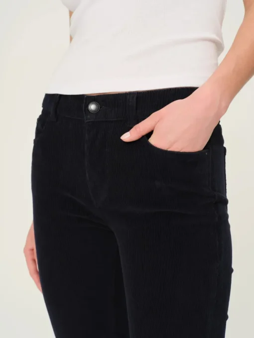 Mara Straight Ankle In Glazed Blueberry