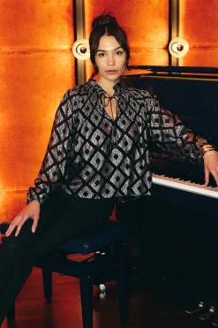 Meredith Blouse In Silver Ikat Metallic