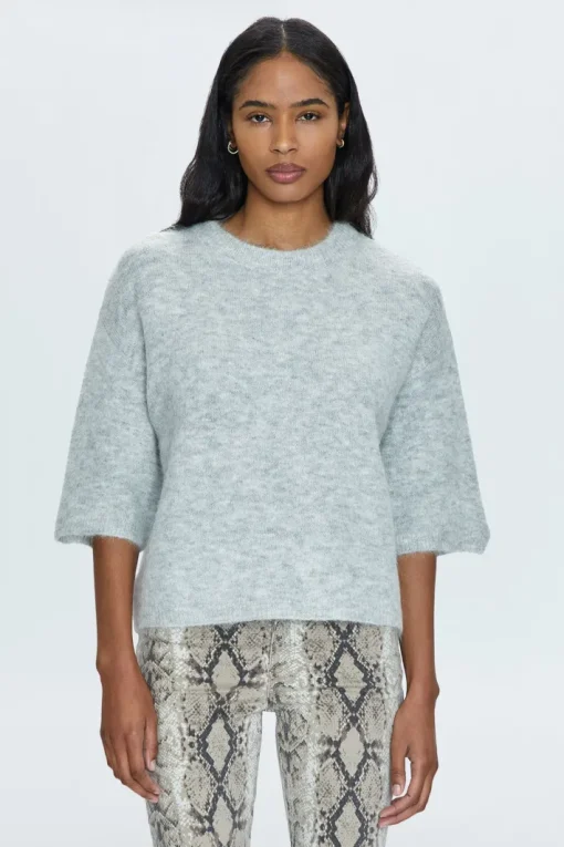 Micah Sweater Tee In Soft Grey