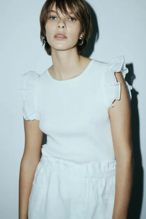 Philo Knitted Frill Tank In Off White