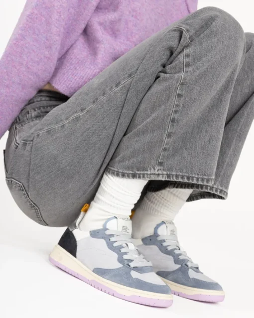 Phoenix Sneaker In Ice Blue Multi