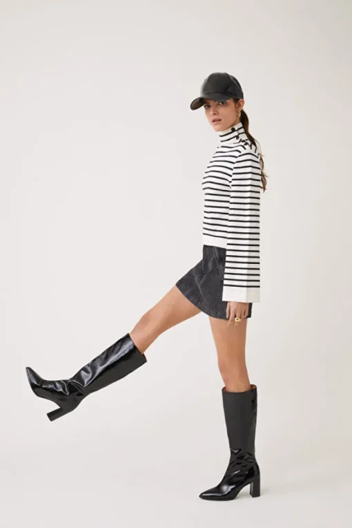 Piriac High Neck Sweater In Blanc/Casse