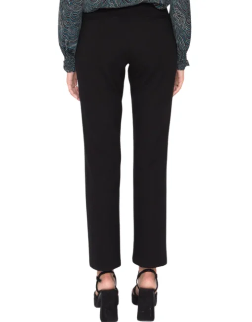 Santi Pointe Pant In Black