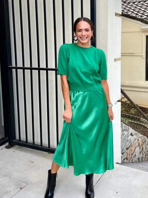 Satin Midi Skirt In Kelly Green
