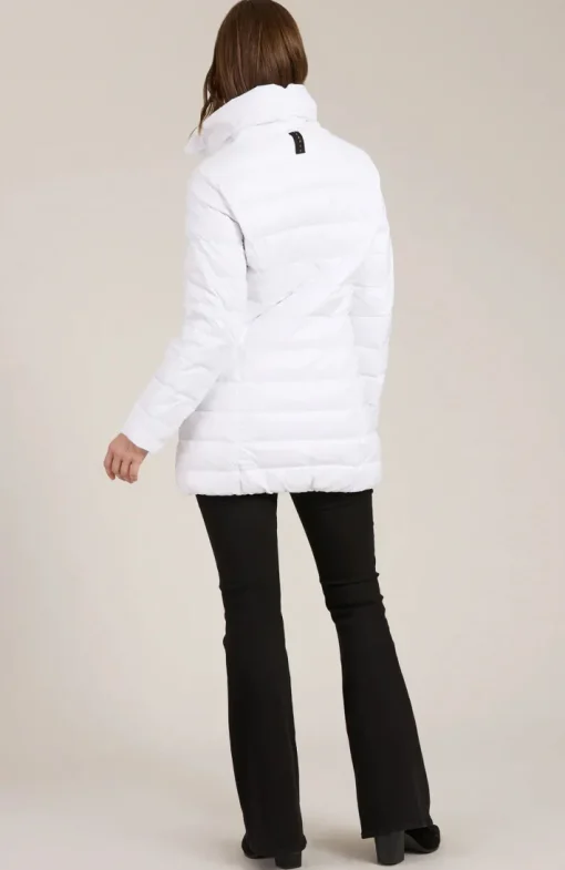 Tracker Puffer Coat In White