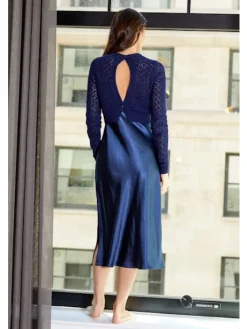 Val Sweater Dress In Navy Combo